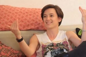 Malena Pichot le explica a Esteban Bullrich