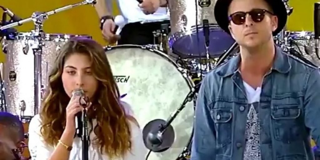 La hija de Chris Cornell cantó Hallelujah