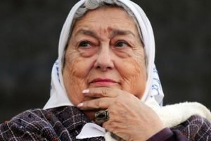 Amenaza de desalojo a Las Madres de Plaza de Mayo