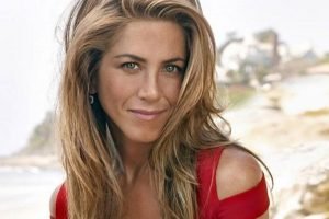 Aniston contra la violencia machista