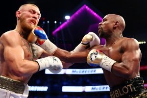   Mayweather venció a McGregor por nocaut técnico
