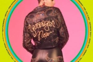 Salió en nuevo disco de Miley Cyrus