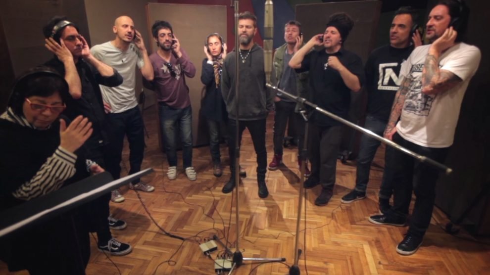 Emotiva canción para Santiago Maldonado