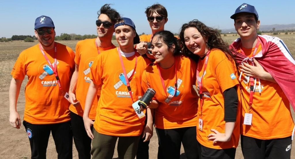 Estudiantes Argentinos Lanzan Satélites