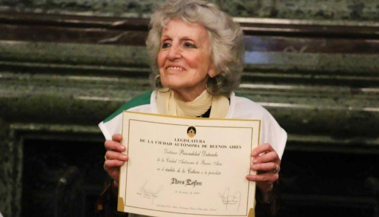 Nora Lafón Periodista Destacada