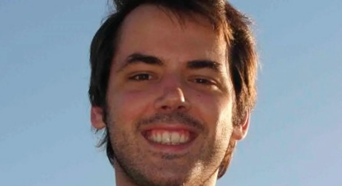 El presidente de la UIF pidió la inmediata detención de Rojnica. El presidente de la UIF pidió la inmediata detención de Rojnica.